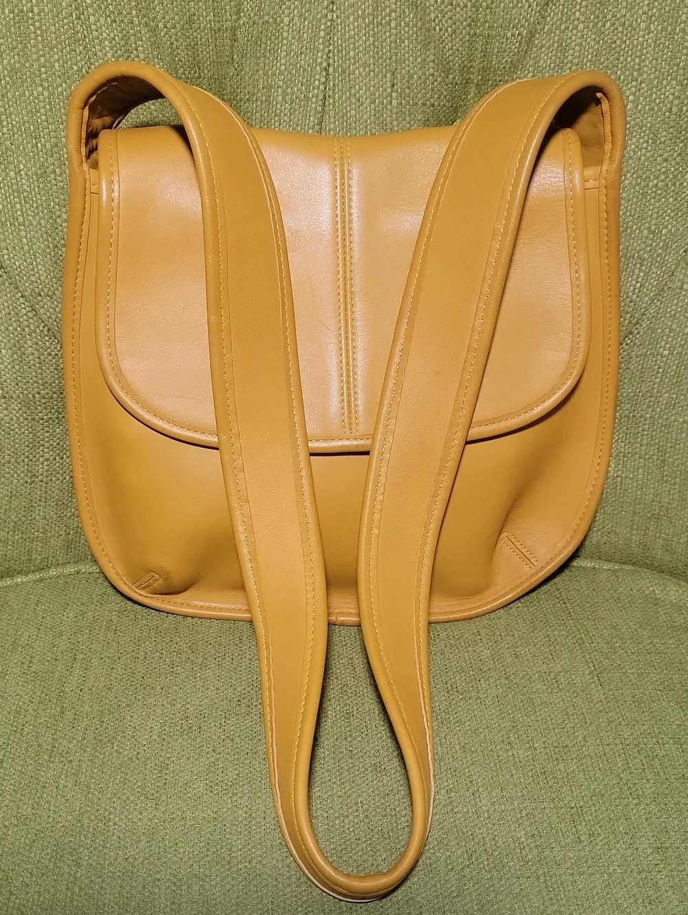 Coach Vintage Ergo Flap Mustard Yellow Crossbody Shoulder Bag
